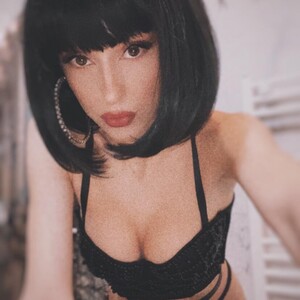 Alluring_ video