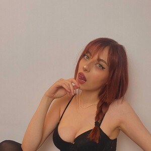 JustJade video