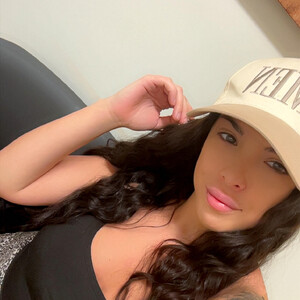 Luxylovee video