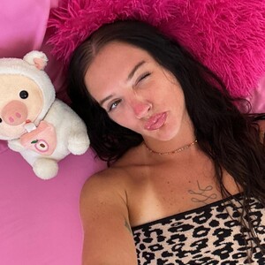 Lishaluxe Caucasian webcam from Mexico